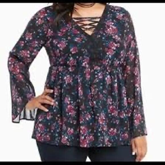 Women's Plus Torrid Floral Print Chiffon Lace Up Top size 1 in Black and Purple - Picture 1 of 4